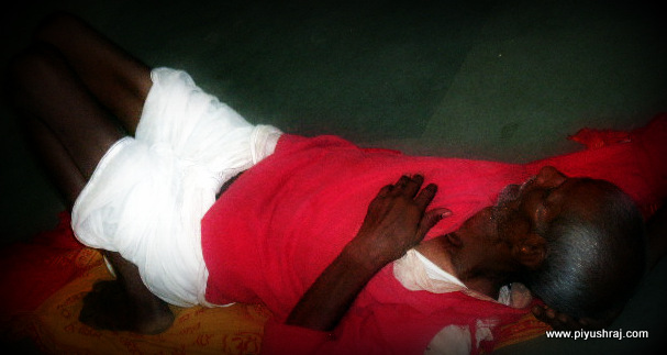 Original image from the 2012 archive post "Khwaahish....ek bhikhmange jaisi!!".